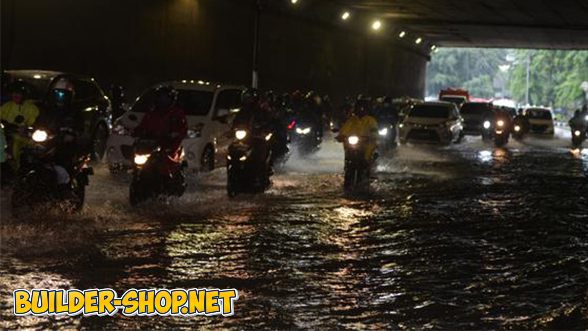 Hujan Deras Guyur Ibu Kota, Satu RT dan Satu Ruas Jalan di Jakarta Masih Tergenang