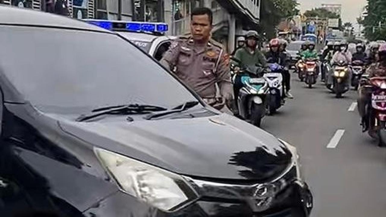 Pengemudi Toyota Lawan Arus di Jakarta Pusat Diamankan Polisi